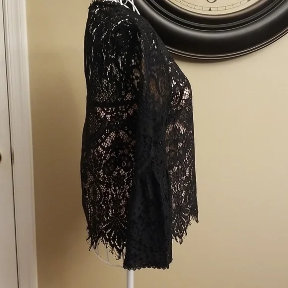 Women's Cupcakes and Cashmere black lace top NWT - Picture 5 of 11